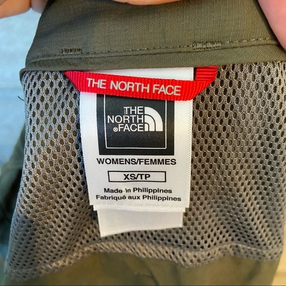 The North Face  button up long‎ sleeved top size XS - Picture 12 of 16